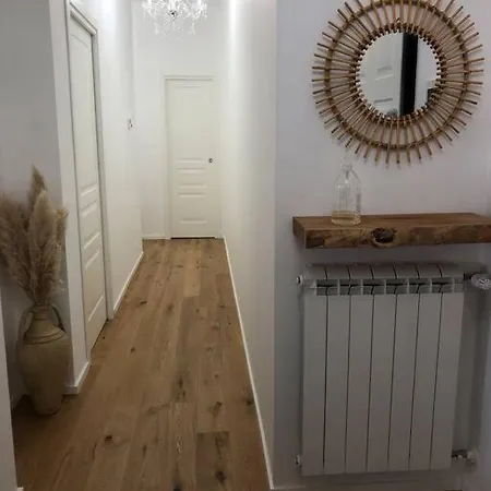 Casa Porto Turistico * Ликата